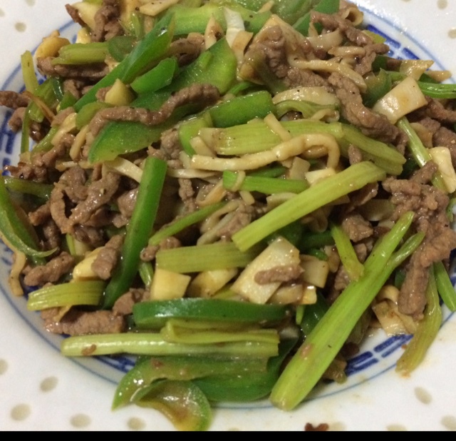 黑椒杏鲍菇牛肉粒