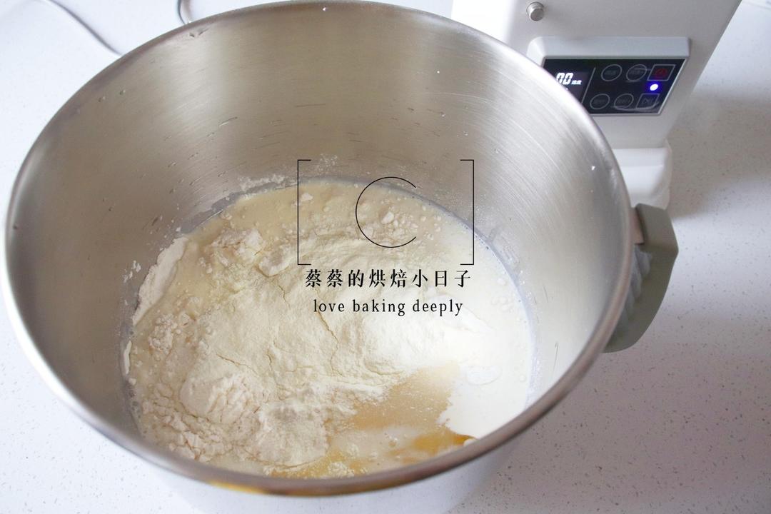 纯奶手撕吐司的做法 步骤1