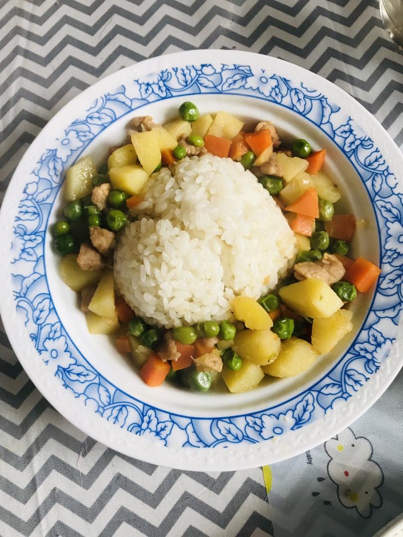 豌豆炒肉-营养丰富-超下饭  不辣（适合挑食偏食的儿童）