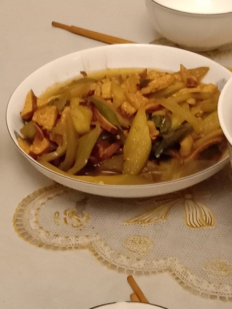 青椒炒香干
