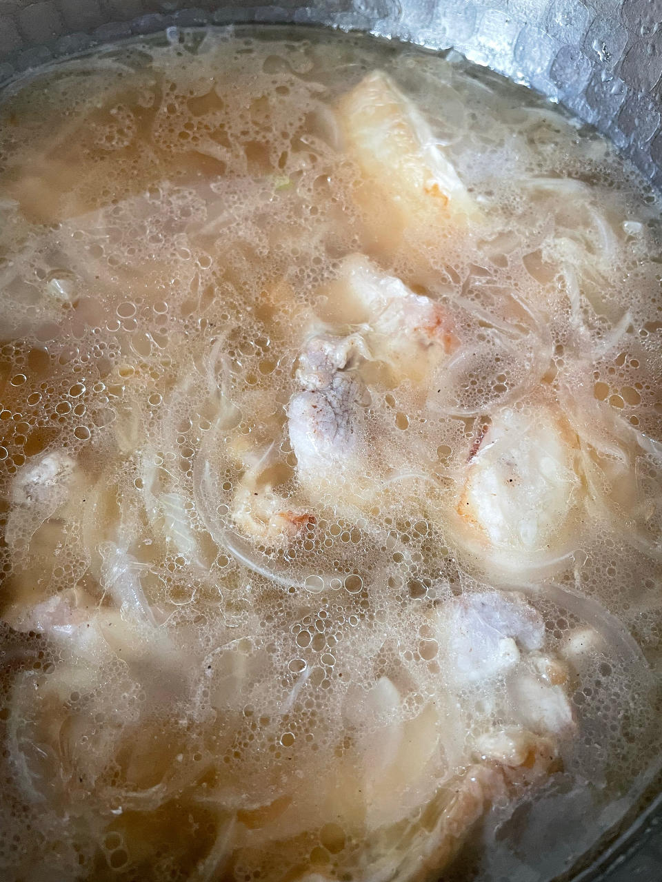 台式蒜头鸡汤from詹姆士厨房