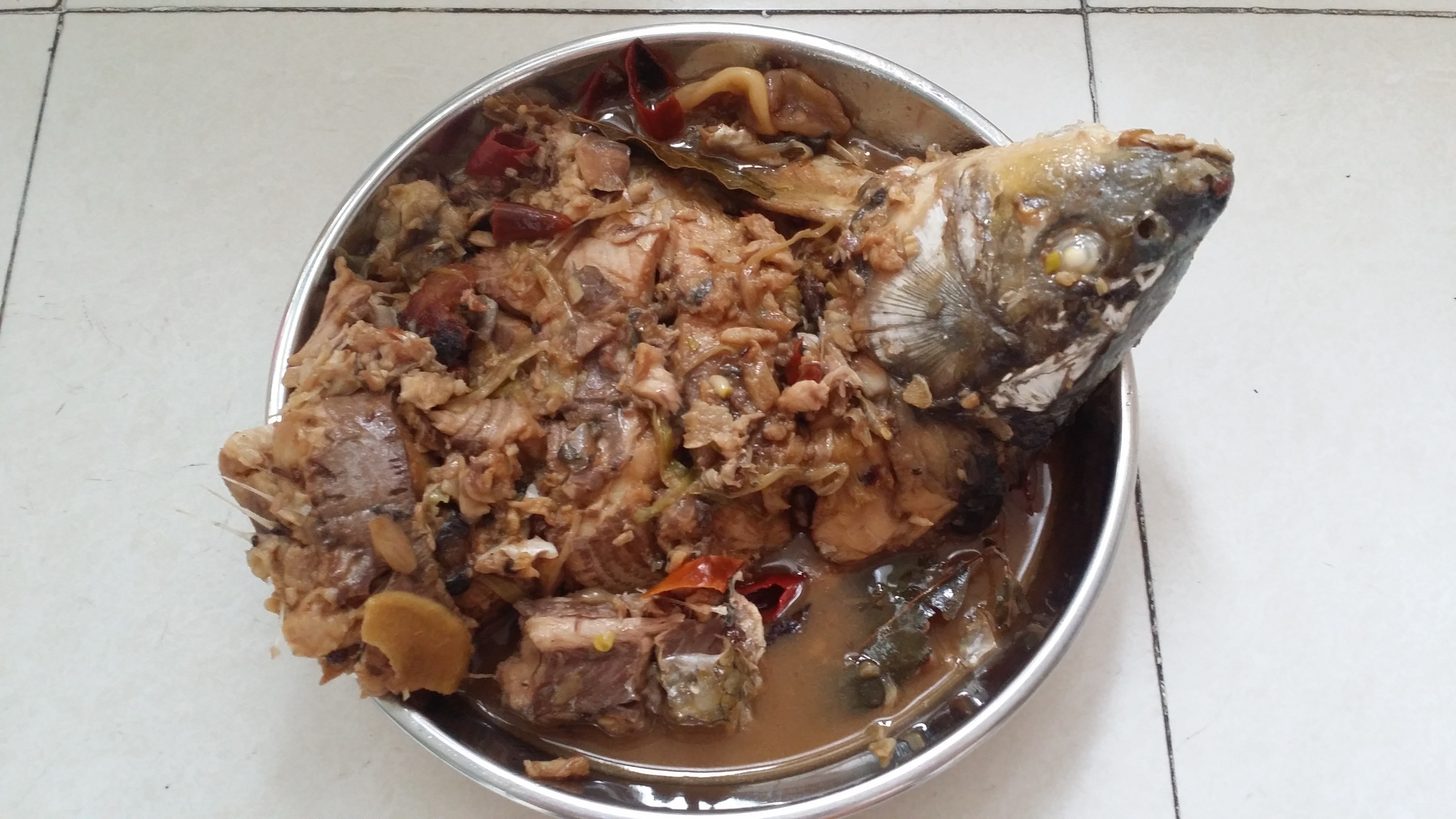 红烧鲤鱼
