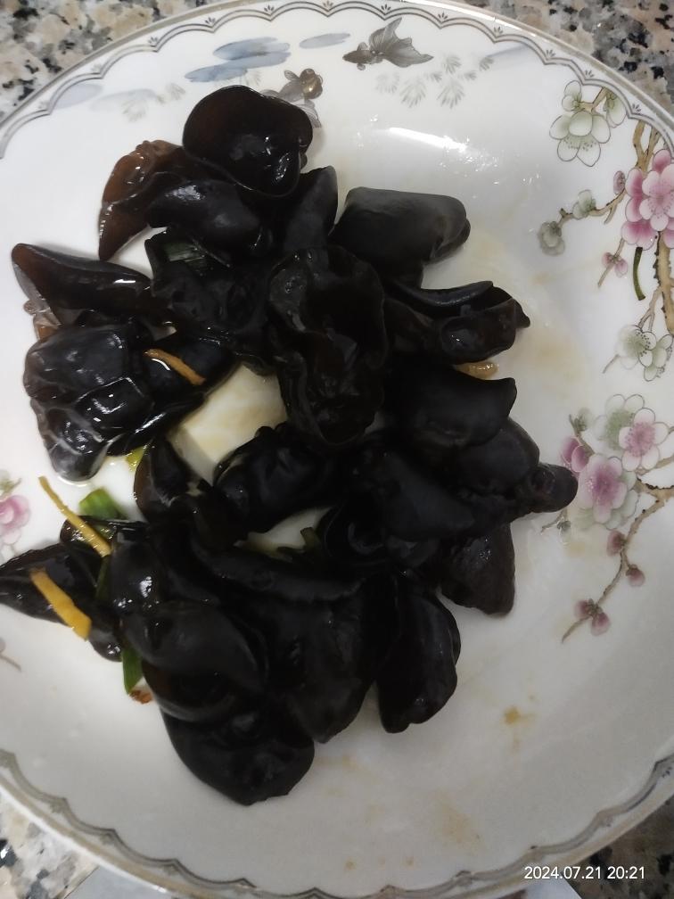 清炒木耳