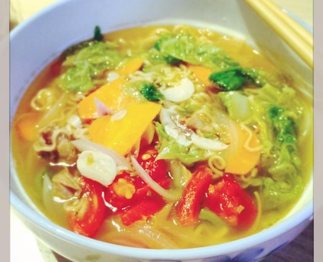 自创的奇葩蔬菜汤面～的做法