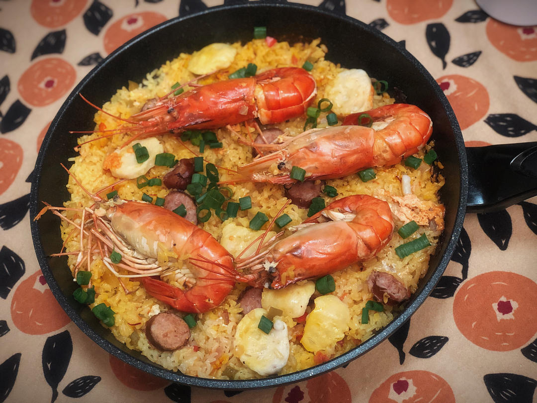 藏红花果然是西班牙海鲜饭的灵魂
