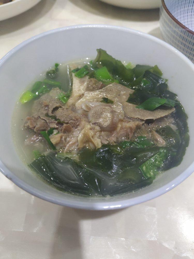 韩国海带汤-牛肉海带汤