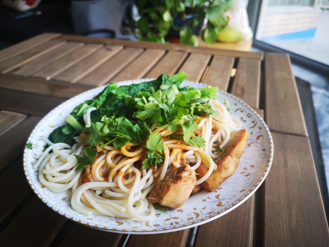 【减脂食谱】坚果酱拌荞麦面
