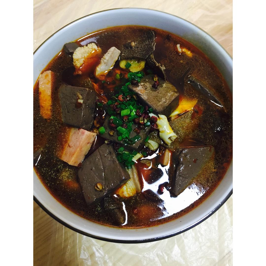 香辣毛血旺