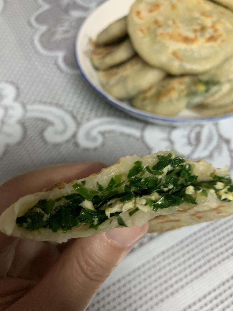 皮薄馅大～韭菜鸡蛋饼