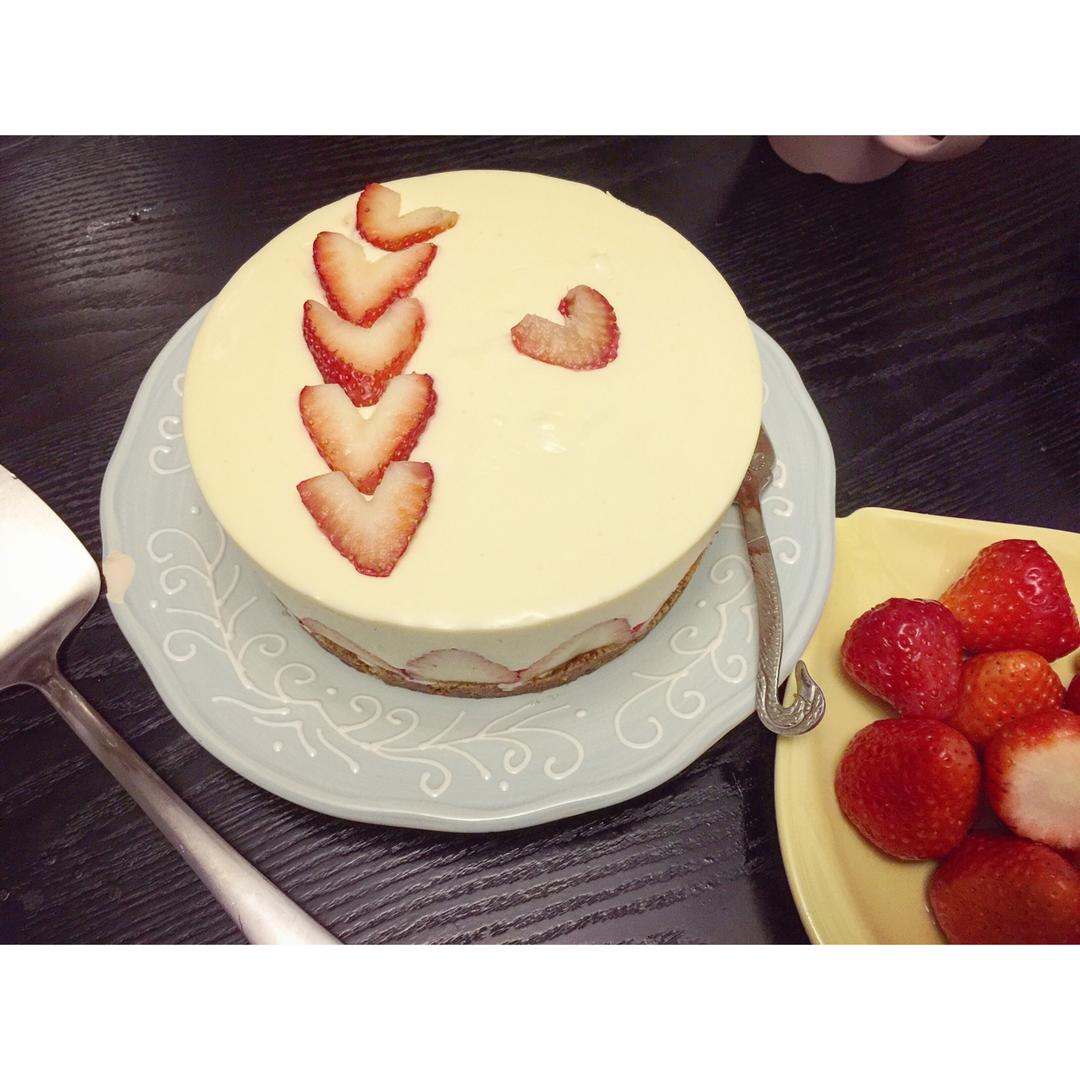 超简单的草莓芝士蛋糕