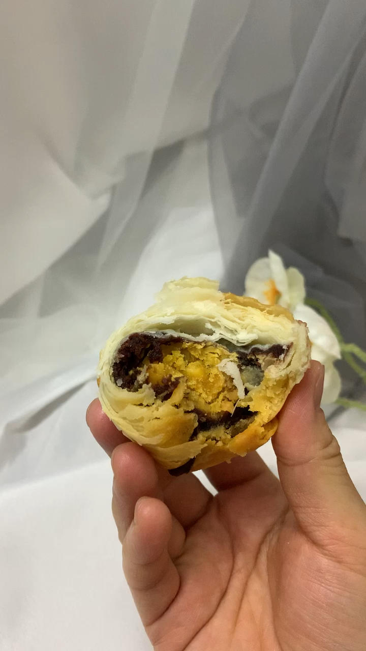 和森森女侠学做蛋黄酥