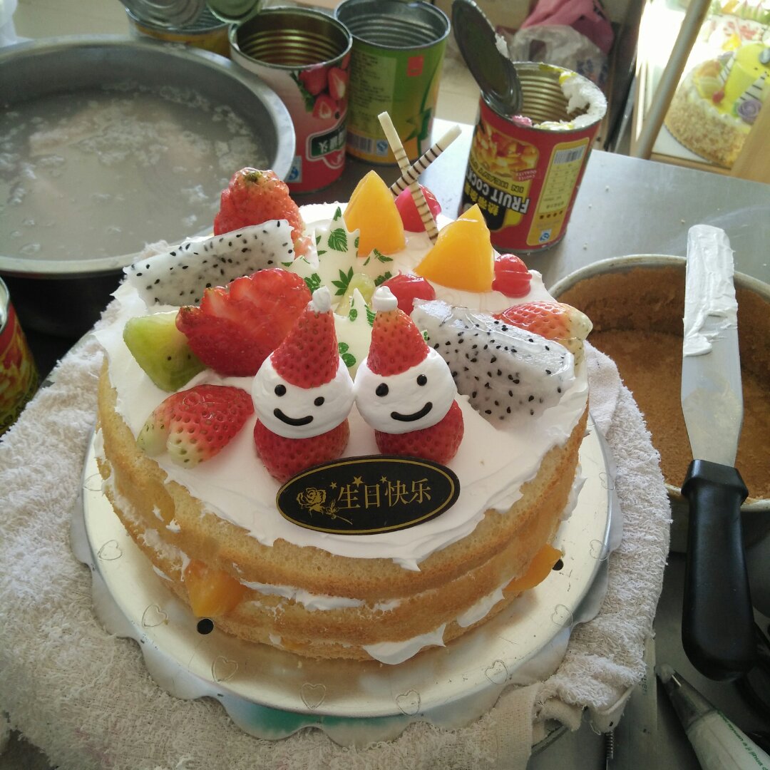 草莓裸蛋糕
