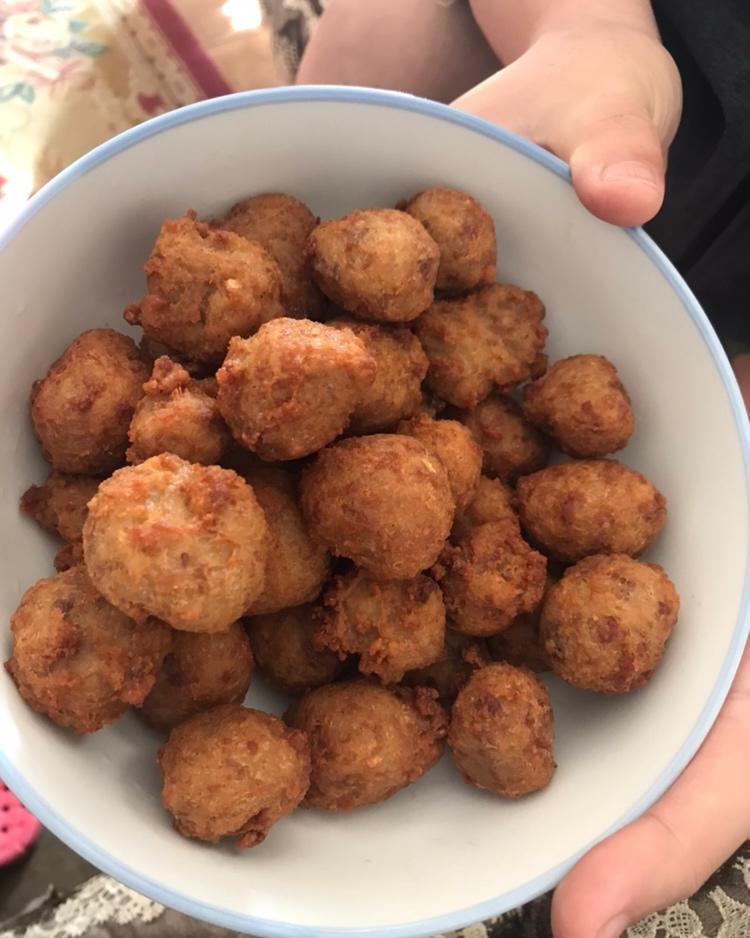 酥炸肉丸子