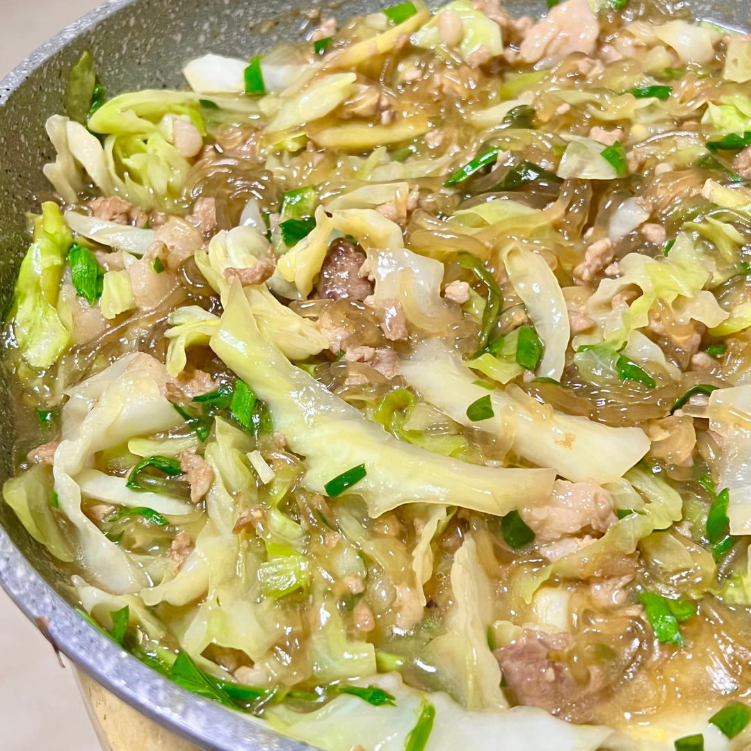 炝锅红薯粉素炒包菜（菠菜）