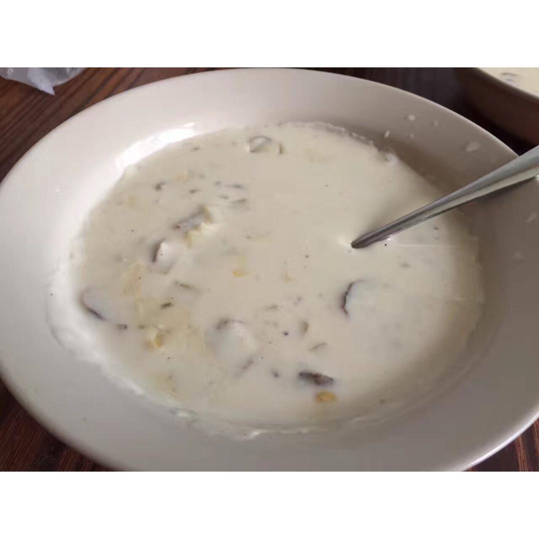 鸡茸奶油蘑菇汤