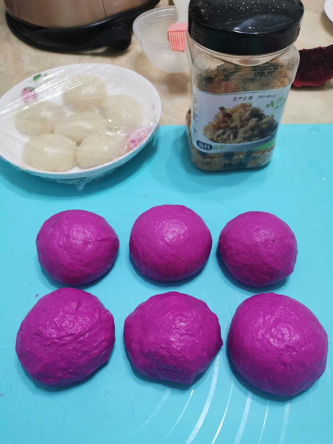 火龙果麻薯欧包