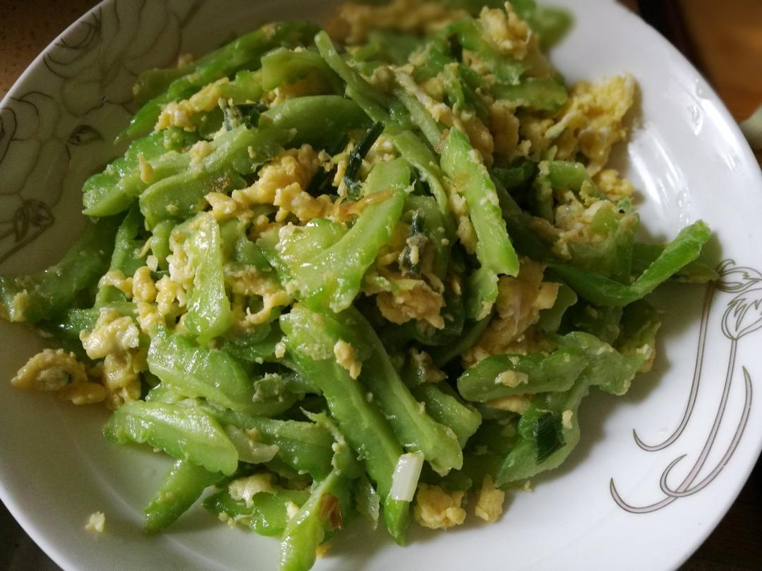 苦瓜炒蛋（清火菜）
