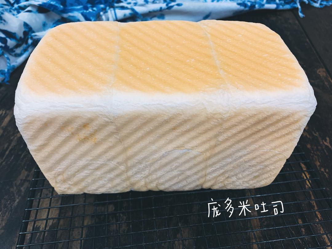 庞多米吐司