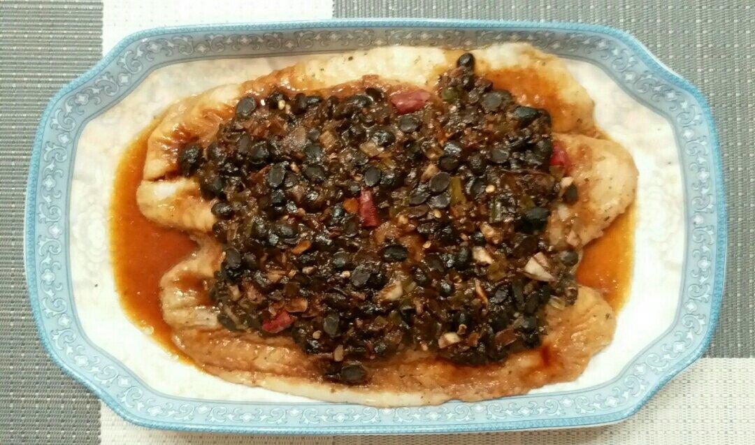 豆豉辣酱蒸鱼片