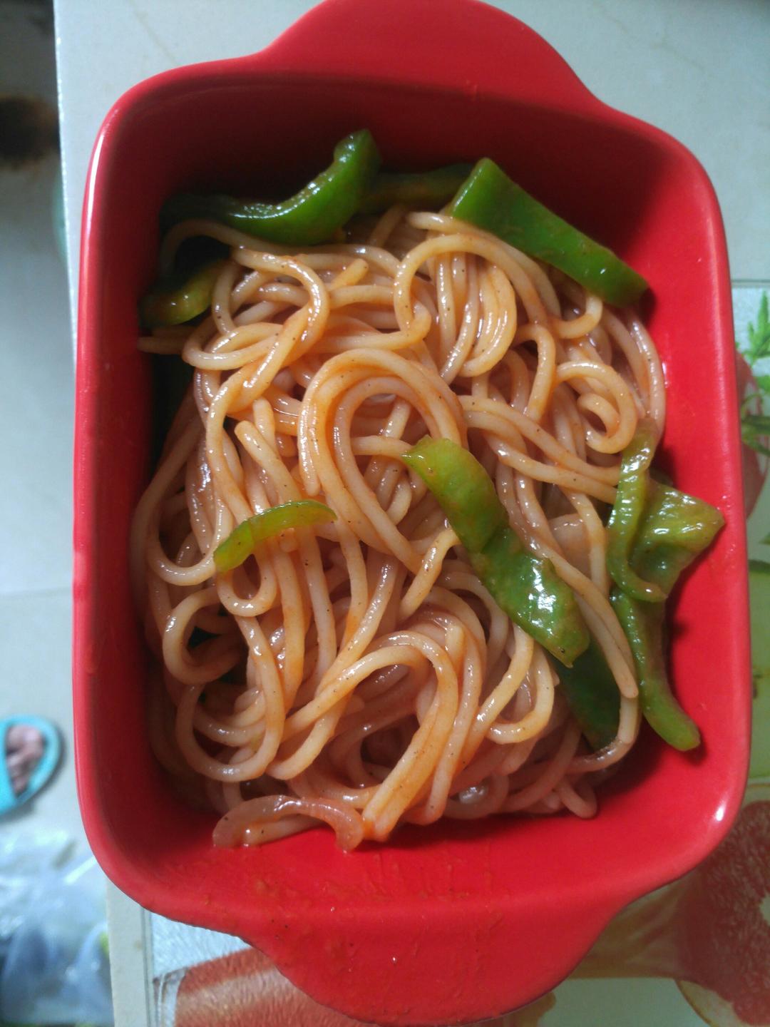 番茄意大利面