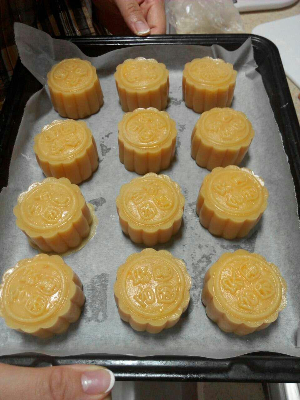 金沙奶黄月饼