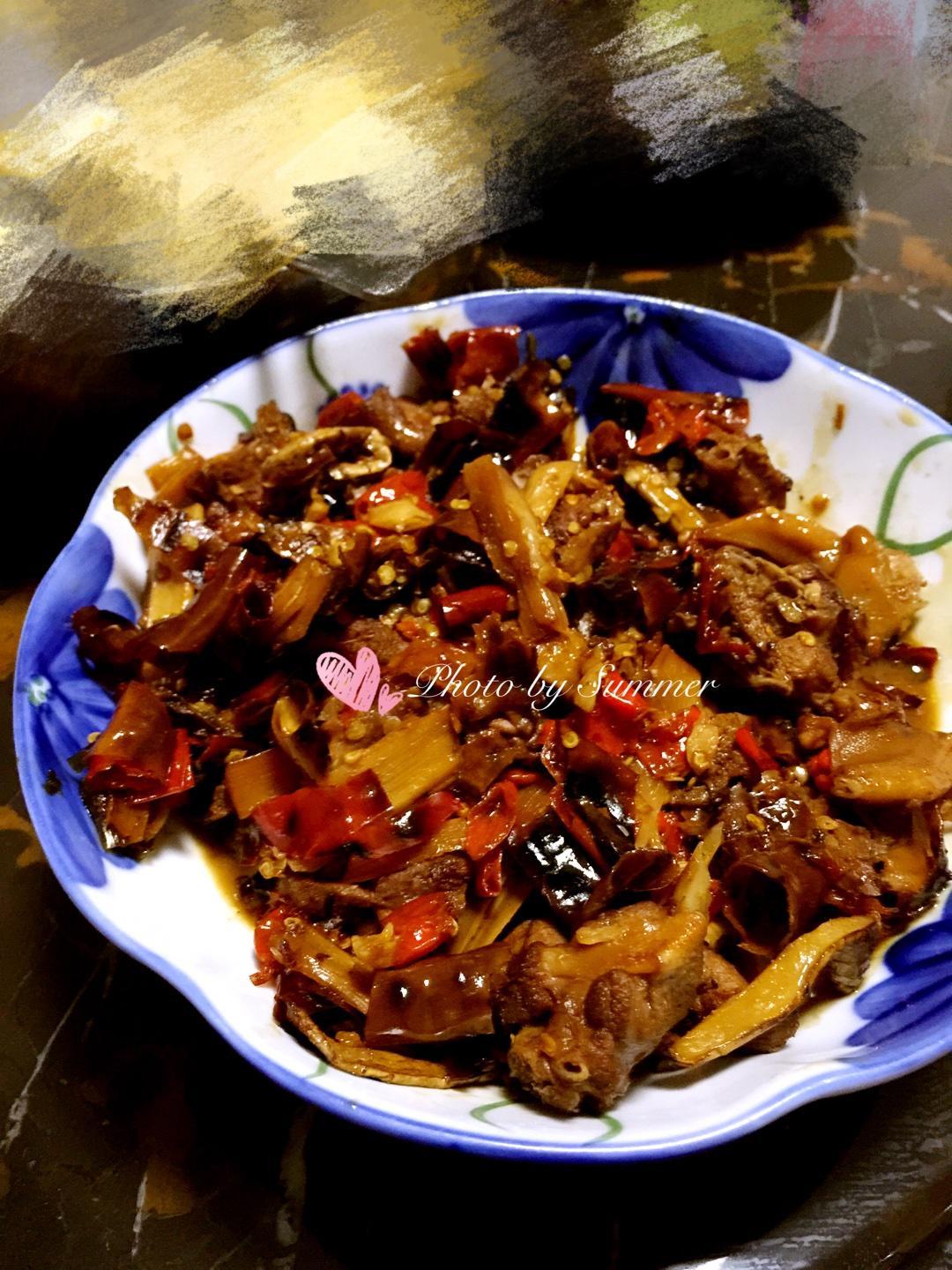 南雄酸笋鸭（红烧鸭）