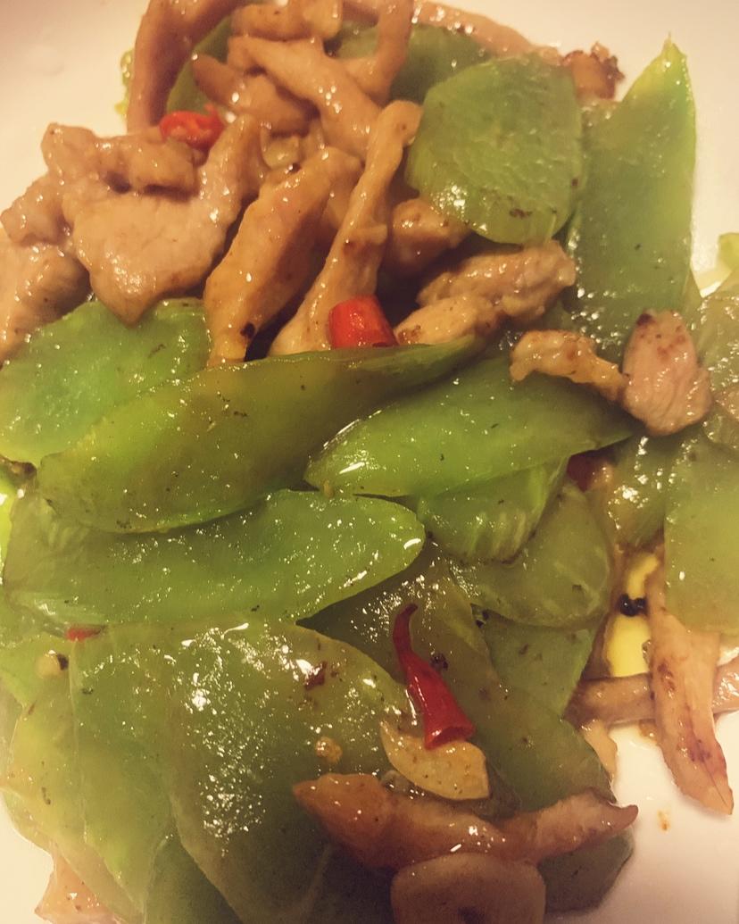 莴笋炒肉(新手上路零失误菜)