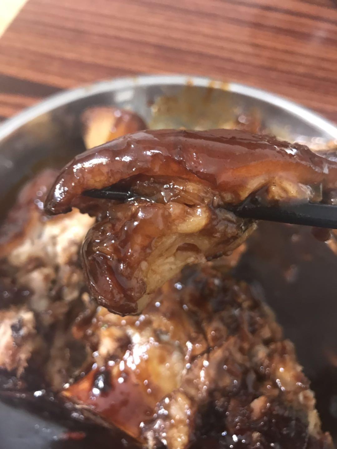 冰糖元蹄，皮松肉软好滋补