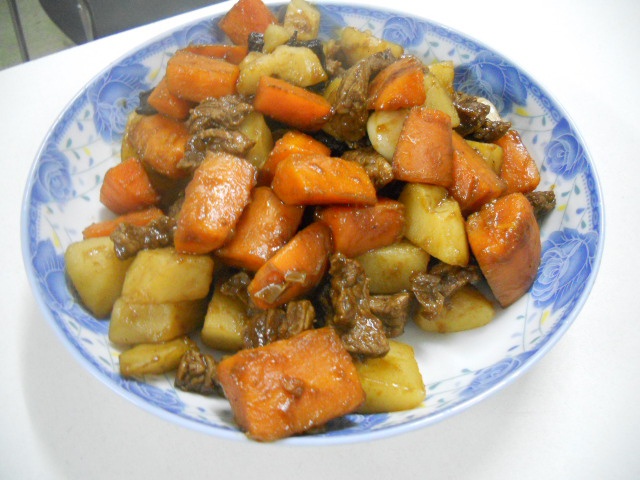 土豆烧牛肉