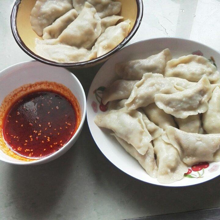 胡萝卜香菇肉饺子