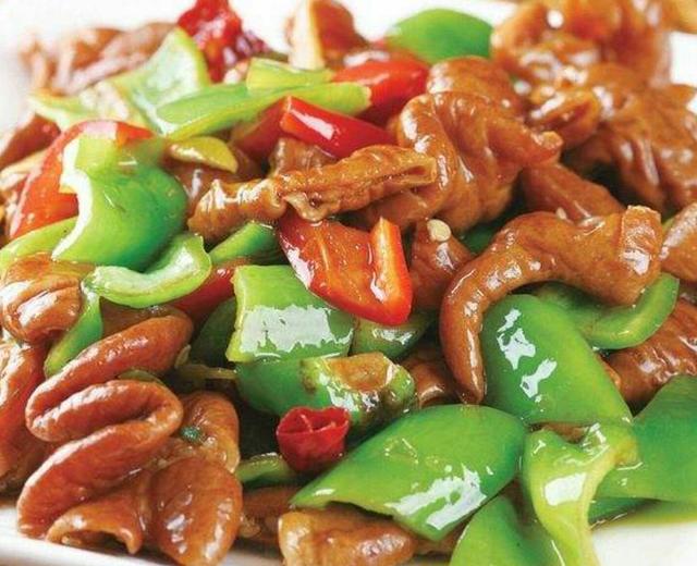 尖椒肥肠,不油不腻及挑尖椒秘方的做法