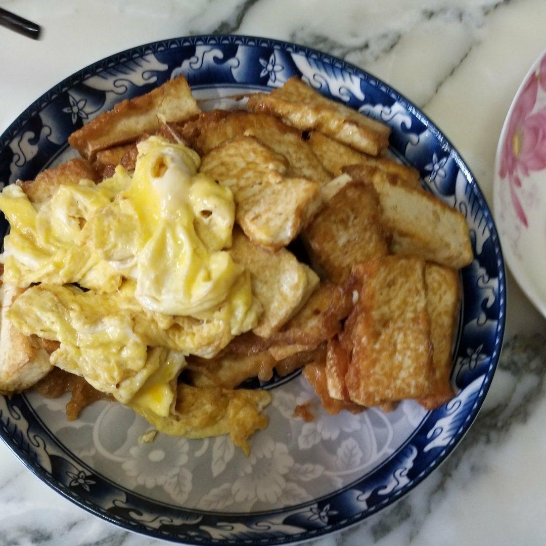 鸡蛋煎豆腐