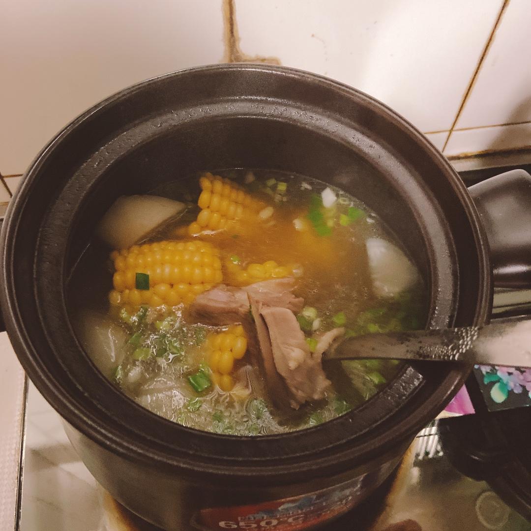 莲藕排骨玉米汤（从这道汤说起，如何煲一碗好喝的汤）