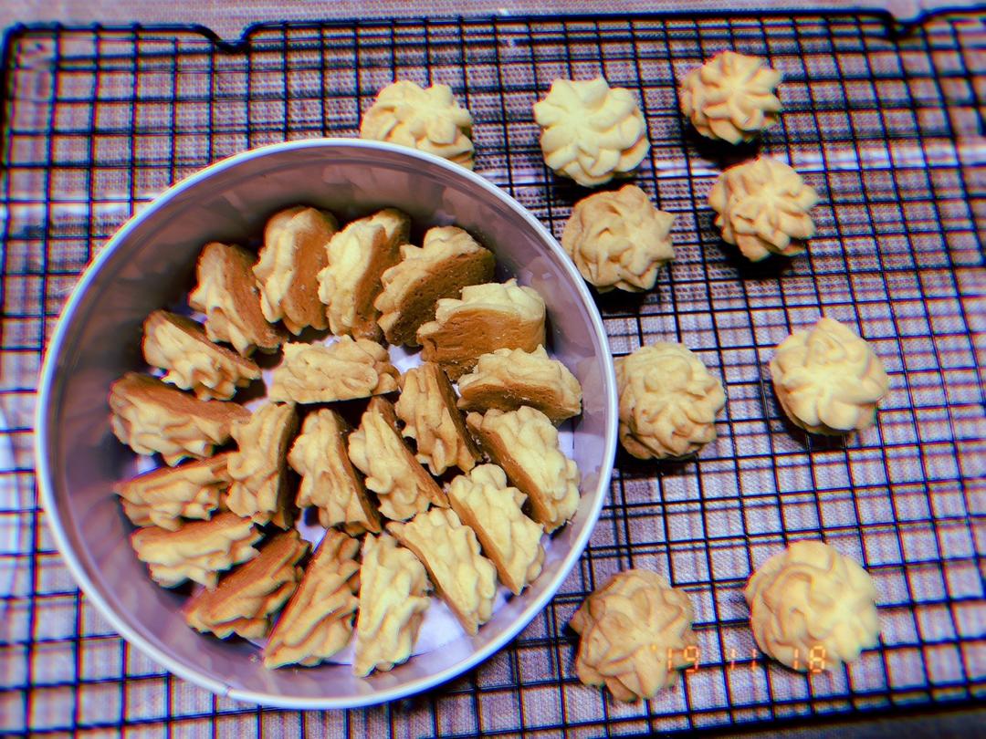 一抿即化酥到掉渣的珍妮曲奇云顶小花/烘焙视频饼干篇1