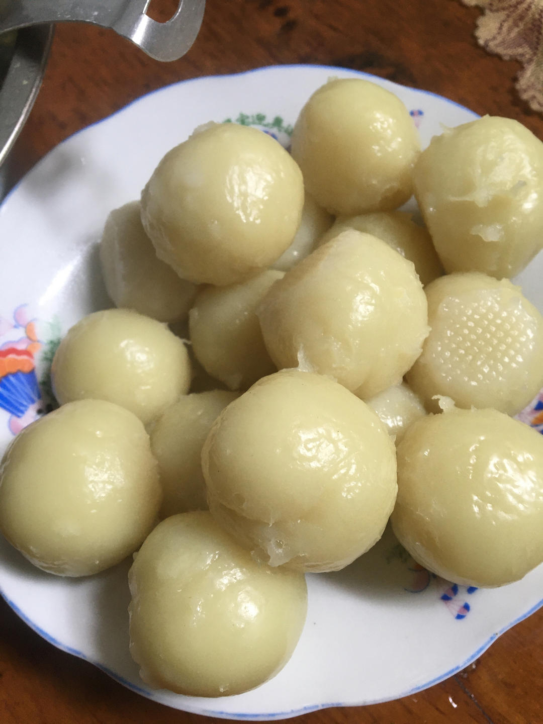 宁波特色小吃---灰汁团
