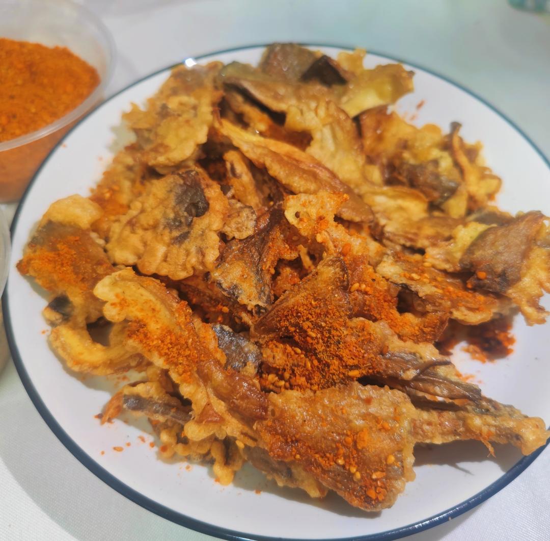炸蘑菇用不用焯水？裹淀粉还是面粉？厨师长告诉你