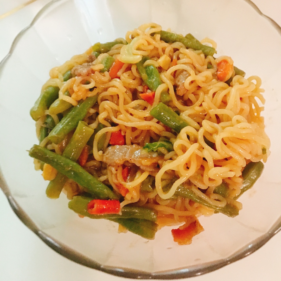风清云淡-110做的时蔬孜然焖方便面