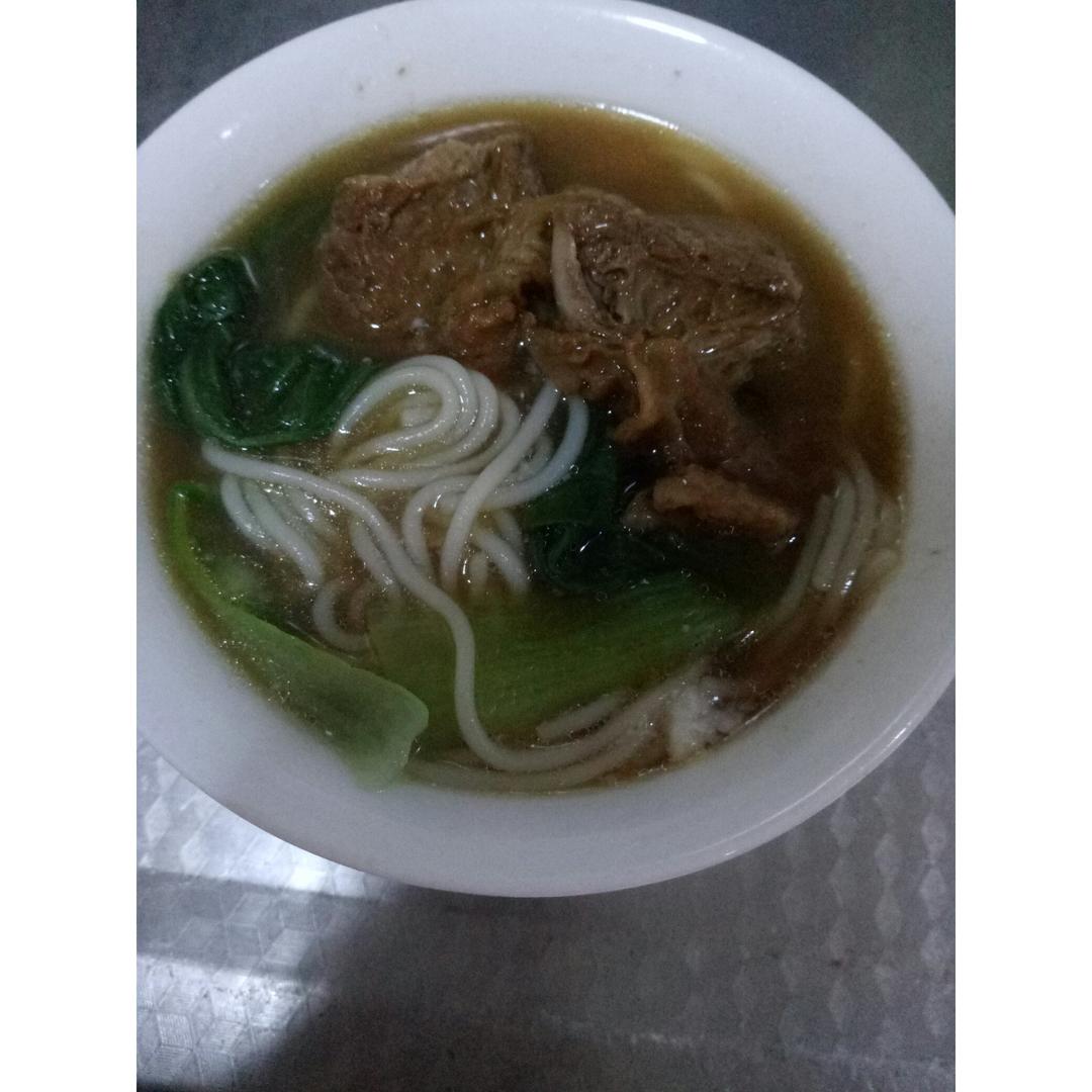 酱香牛肉米粉
