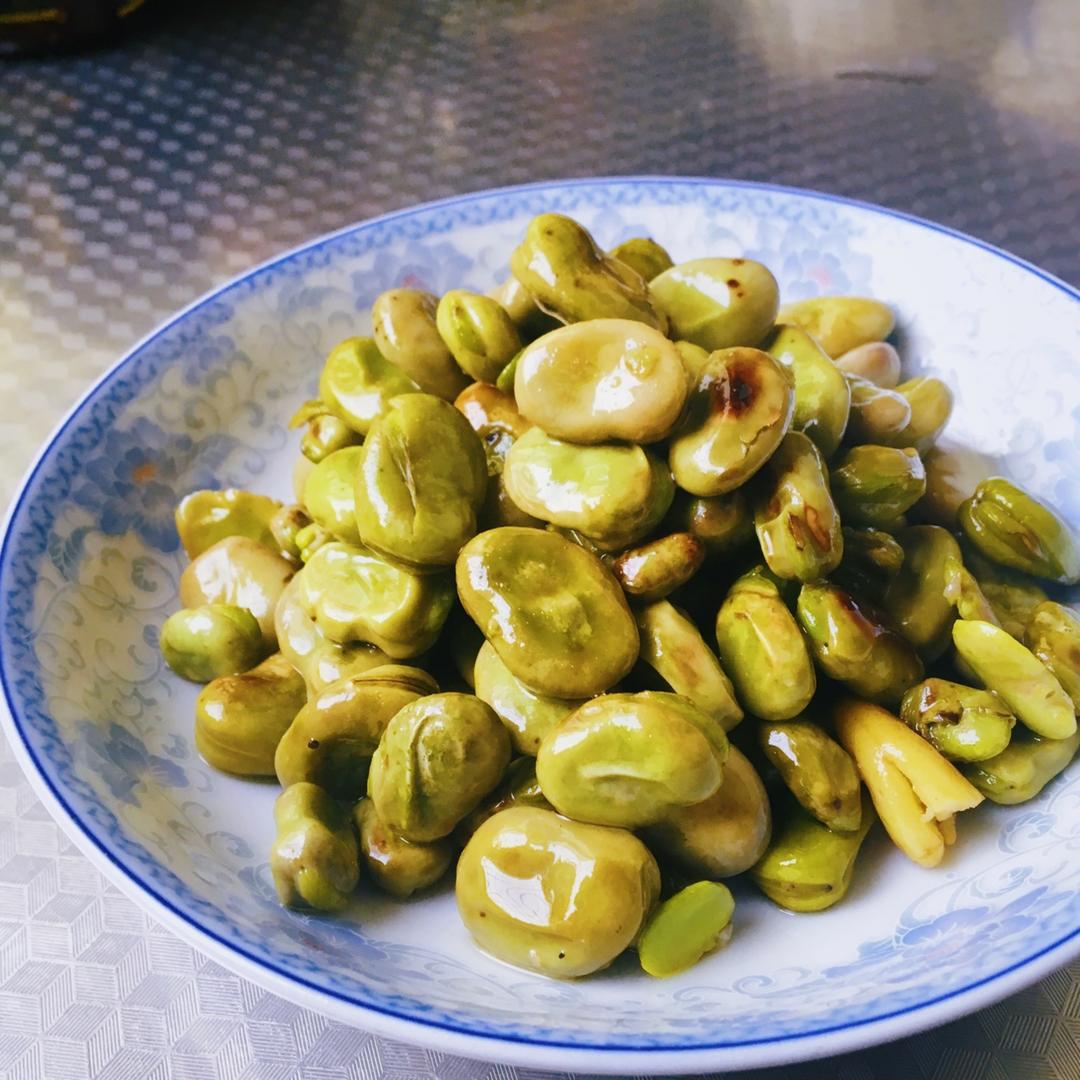 无比鲜美的葱油蚕豆