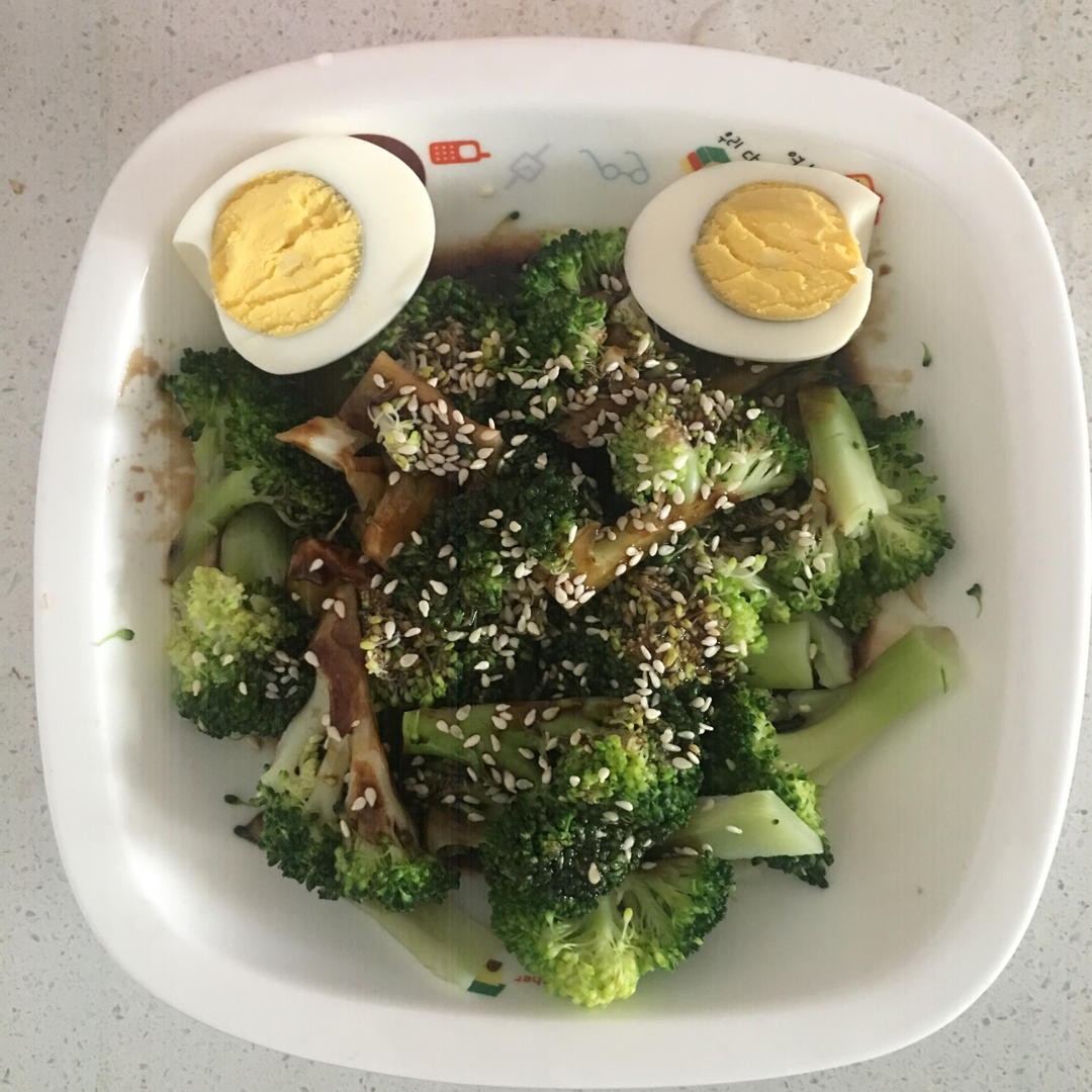 西兰花的极简美味吃法健身减脂必备哦😄