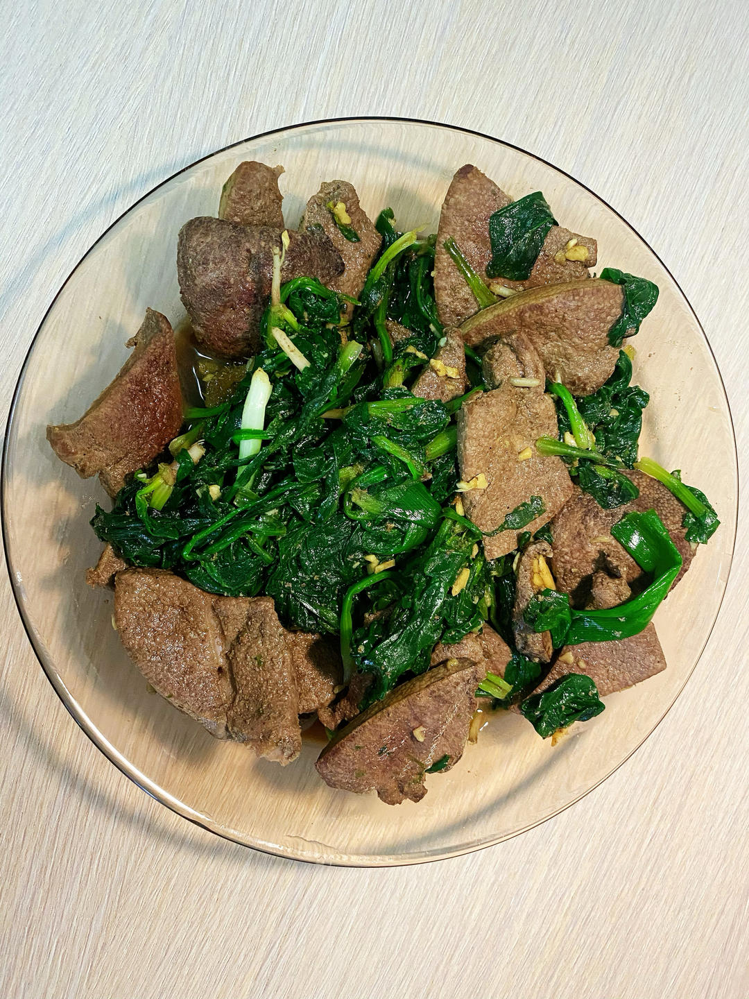 猪肝炒菠菜