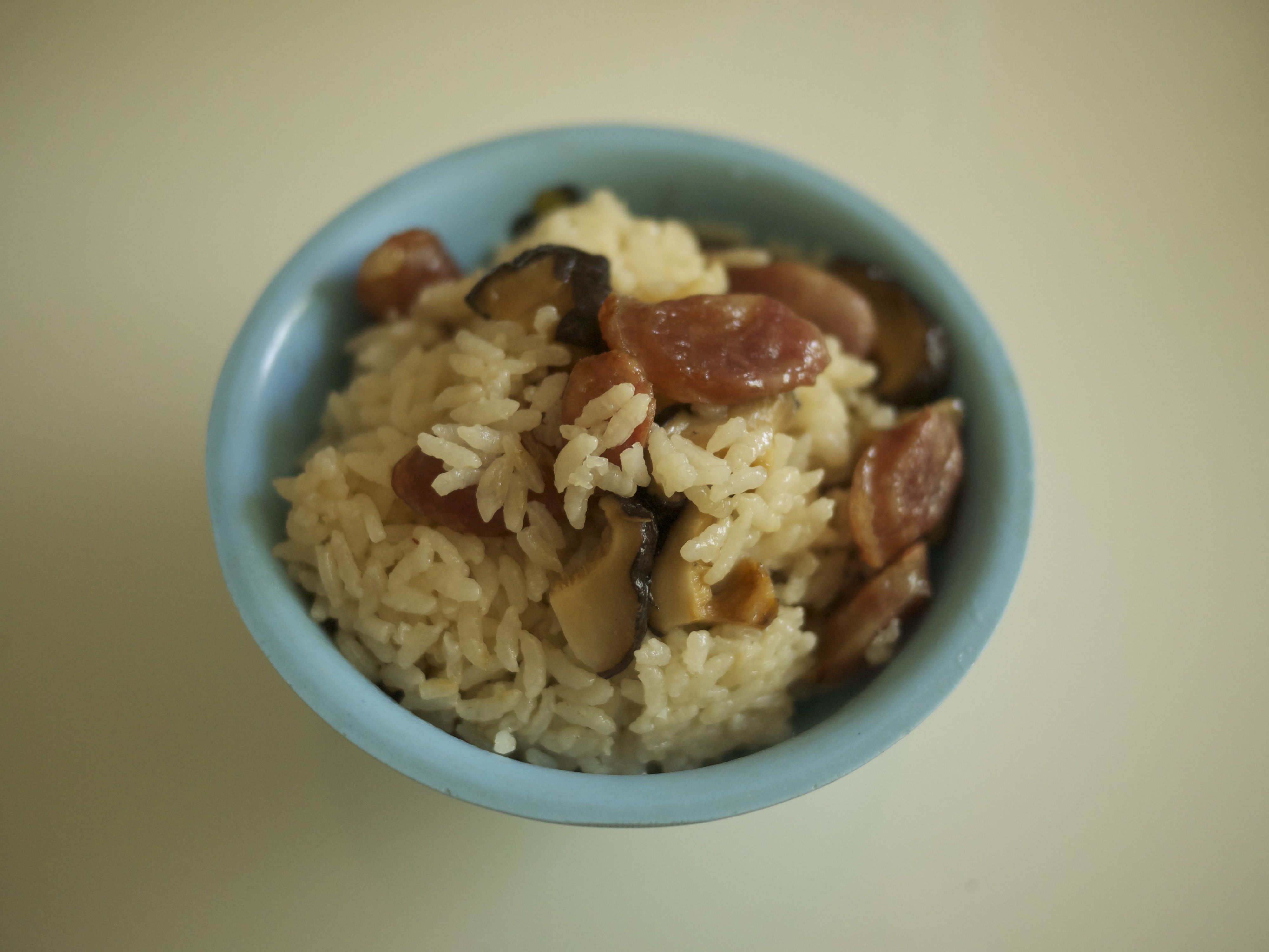 电饭锅版香菇腊肠饭