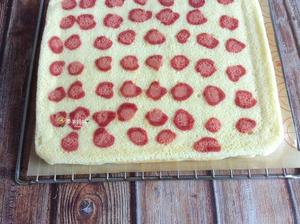 粉红豹纹蛋糕卷的做法 步骤7