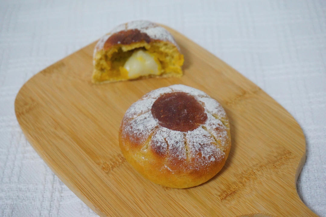 🌼全麦｜南瓜｜麻薯乳酪花朵软欧面包｜软糯拉丝