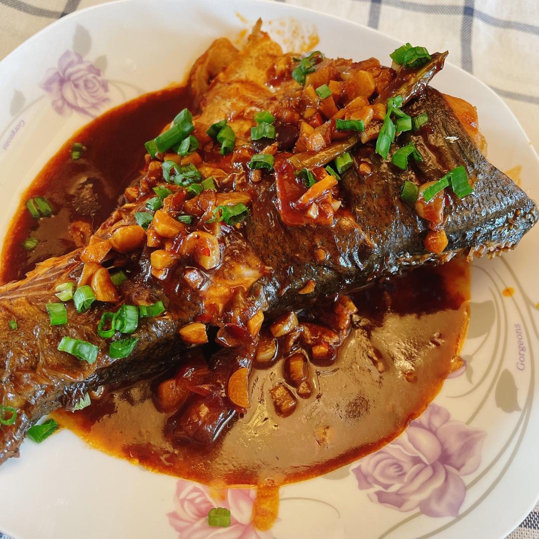 家常红烧鱼