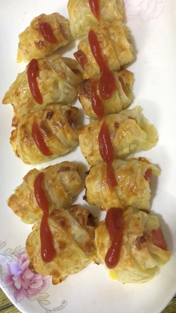 香肠酥皮卷：手抓饼皮还能这样吃，不用和面快速搞定早餐