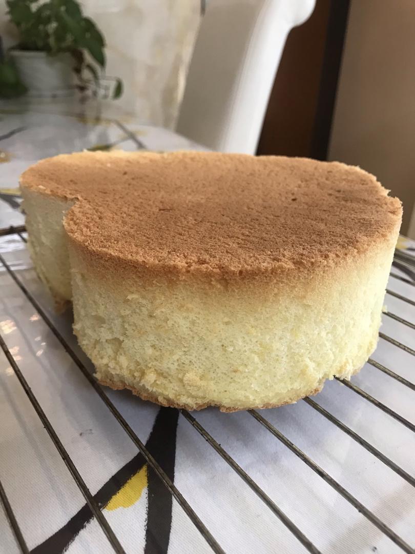 八寸心形戚风蛋糕