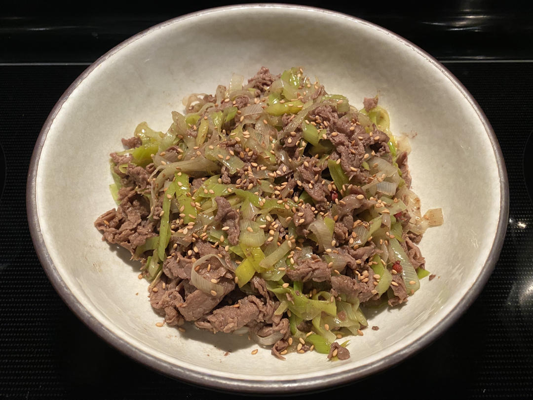 炒了20多年的葱爆羊肉