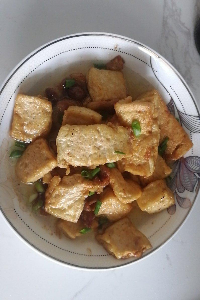 煎豆腐炒五花肉