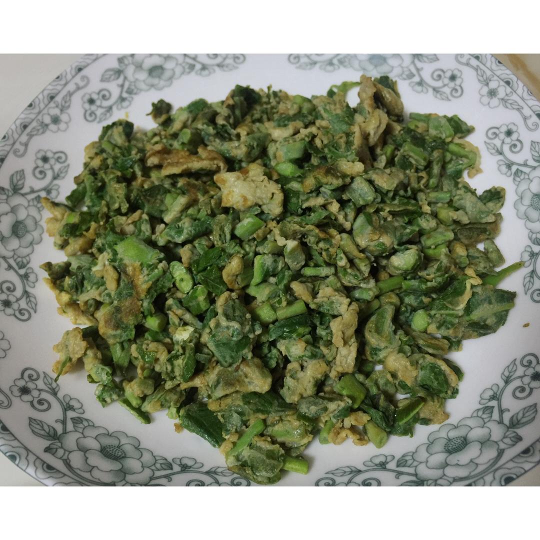 香椿芽炒鸡蛋